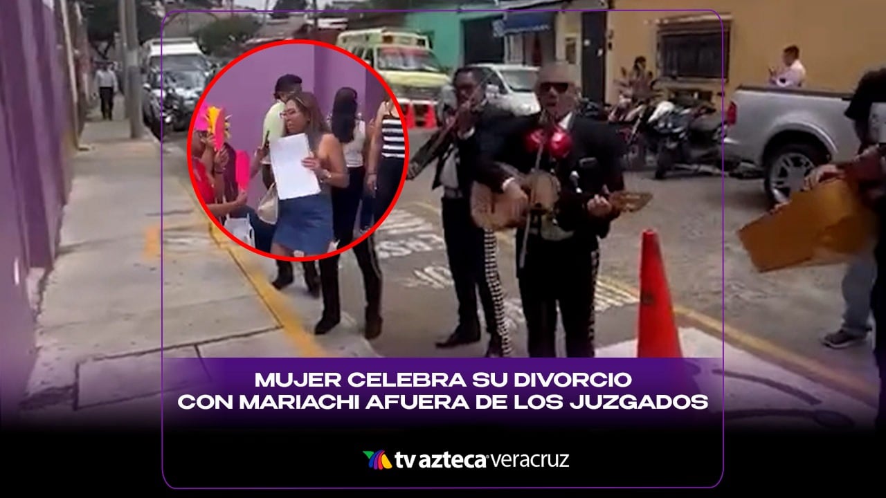 Mujer CELEBRA su DIVORCIO con mariachi afuera de los juzgados en Oaxaca