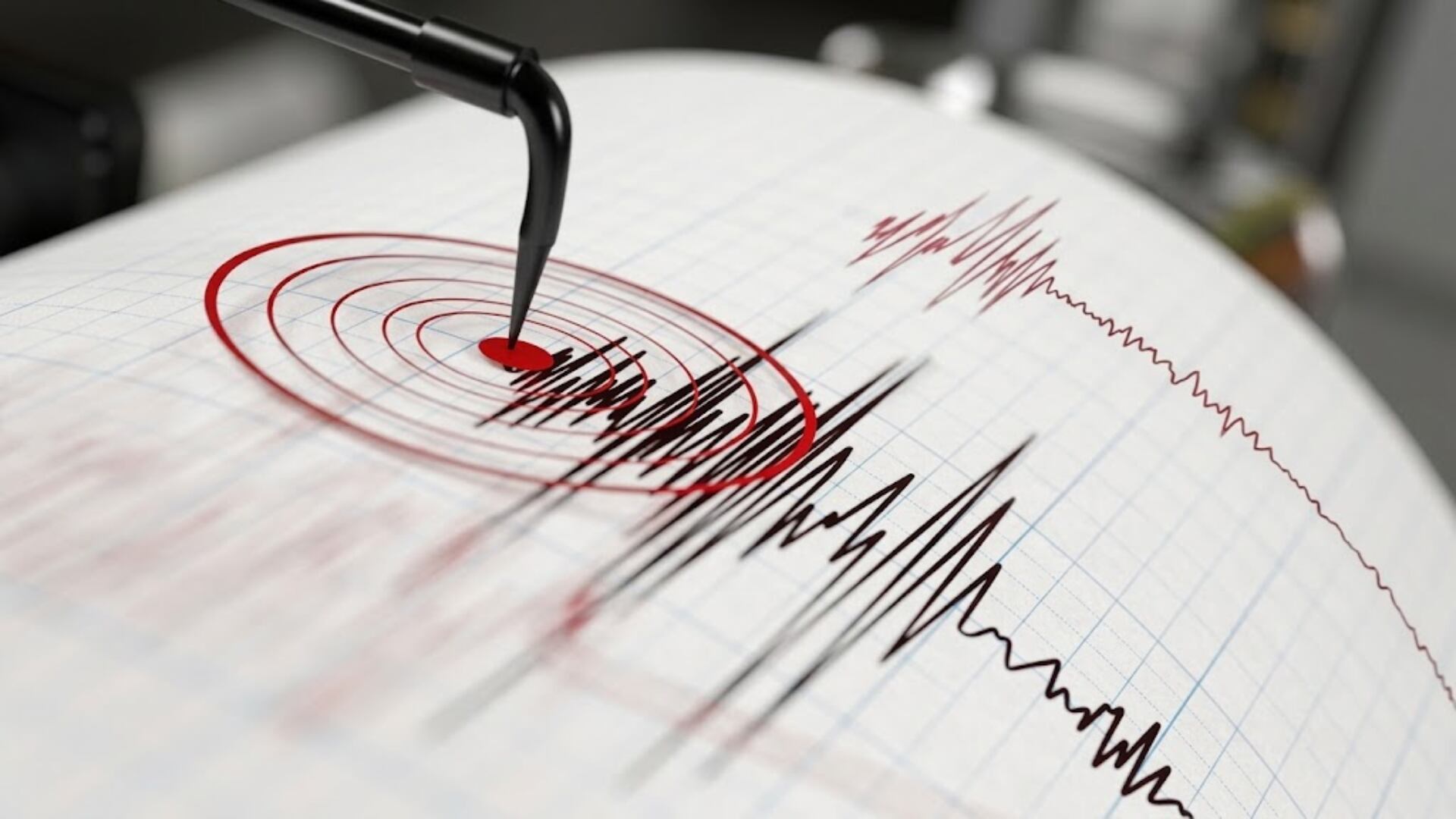 El reporte citado señala una profundidad de 23.5 kilómetros para el sismo registrado este domingo.