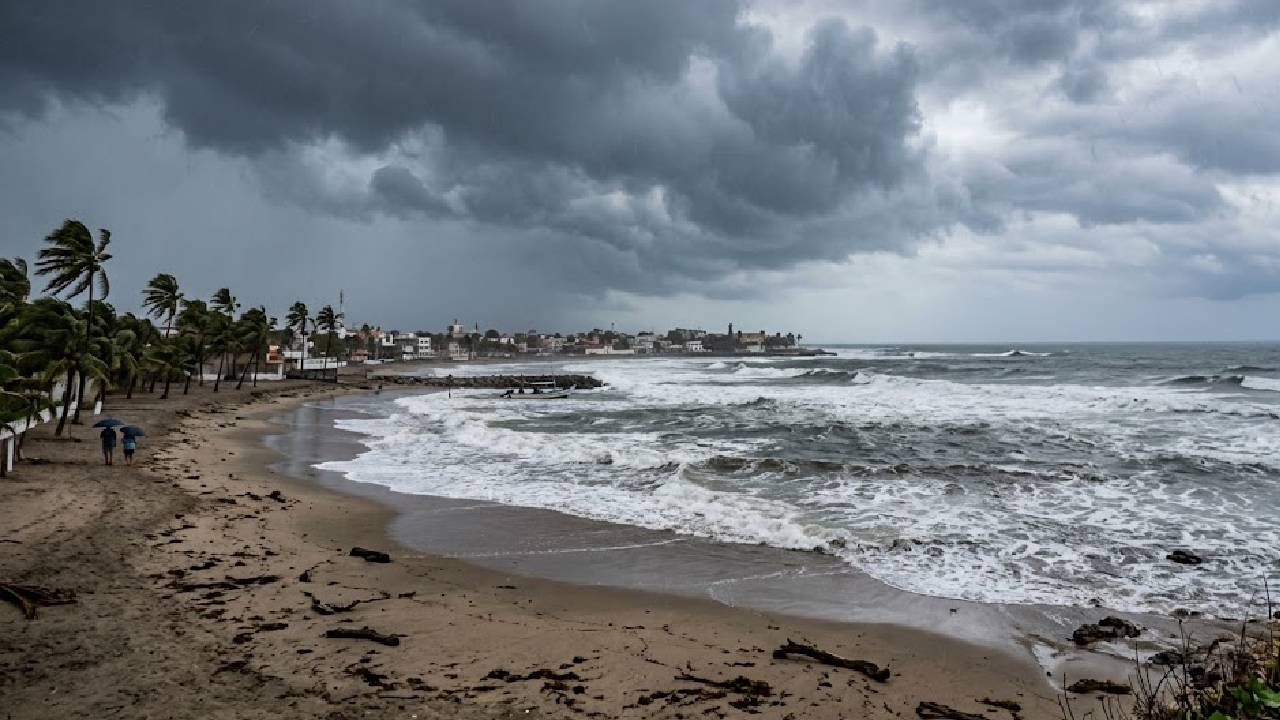 ¡Atentos! Se forma el potencial ciclón tropical 5 en el Golfo de México; estos serán los estados afectados