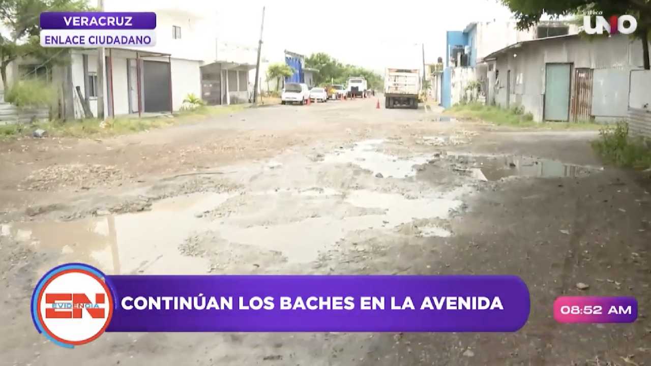 Siguen baches en Veracruz.