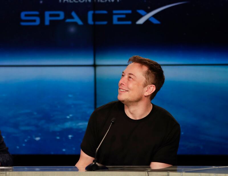 space x viaje privado a la luna